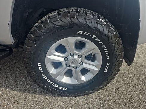 Used 2021 Toyota 4Runner SR5 Premium AWD/4WD image 9