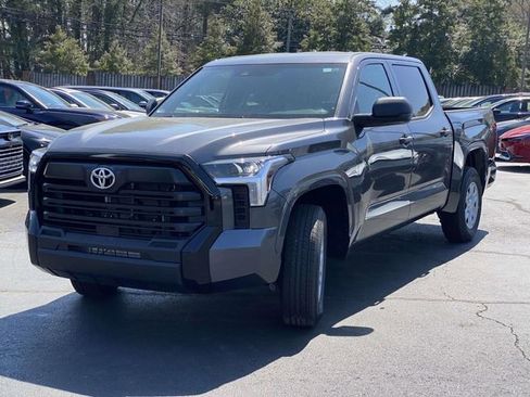 New 2026 Toyota Tundra SR image 8