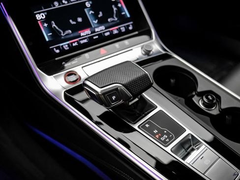 Used 2024 Audi RS 6 performance AWD/4WD image 58