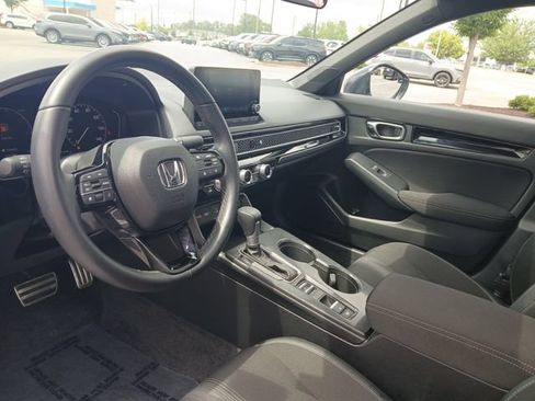 Certified 2025 Honda Civic Sport image 13