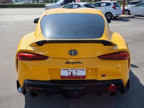 Used 2021 Toyota Supra Premium w/ Driver Assist Package RWD image 4