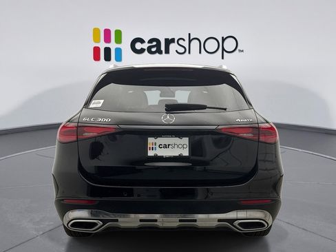 Used 2025 Mercedes-Benz GLC 300 4MATIC image 4