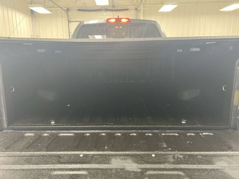 Used 2020 Toyota Tundra SR5 w/ SR5 Convenience Package AWD/4WD image 23