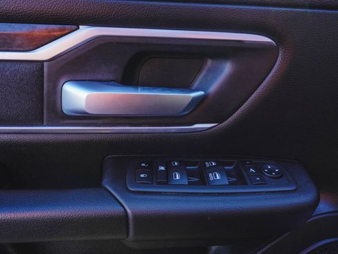 Used 2023 RAM 1500 Big Horn image 10