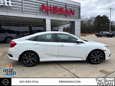 Used 2020 Honda Civic Sport image 5