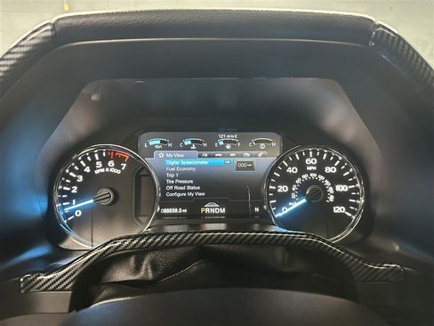 Used 2019 Ford F150 Lariat w/ Equipment Group 502A Luxury AWD/4WD image 29