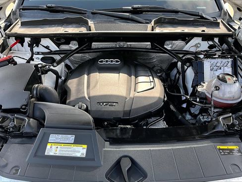 Used 2020 Audi Q5 Premium Plus w/ Premium Plus Package image 28