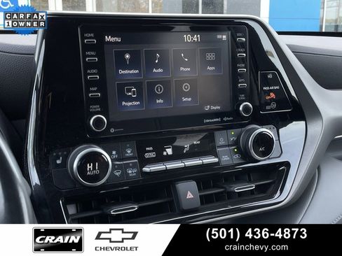 Used 2021 Toyota Highlander XLE image 16