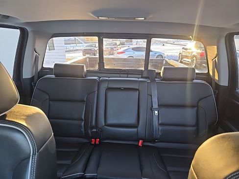 Used 2018 Chevrolet Silverado 1500 High Country image 18