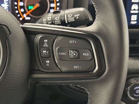 Used 2026 Jeep Wrangler Unlimited Sport AWD/4WD image 25