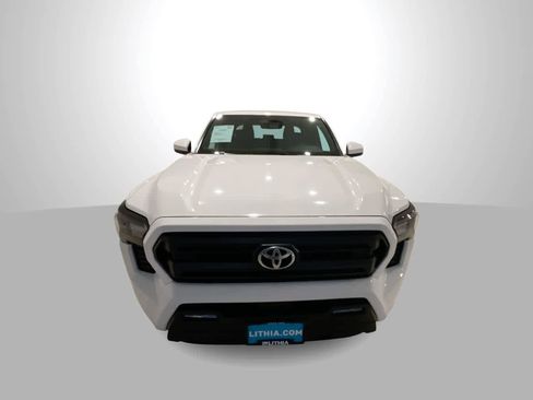 New 2026 Toyota Tacoma SR5 image 3