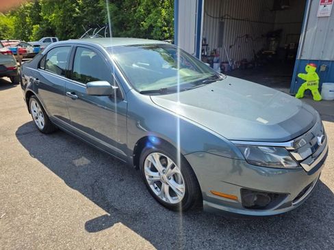 Used 2012 Ford Fusion SE FWD image 3