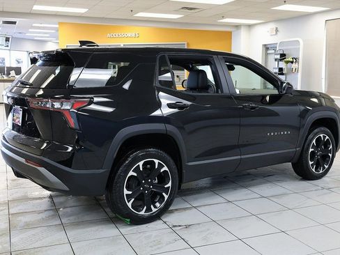 New 2026 Chevrolet Equinox LT w/ Convenience Package II FWD image 6