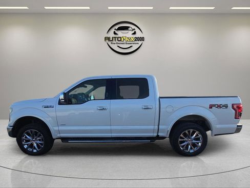 Used 2016 Ford F150 Lariat w/ Equipment Group 502A Luxury AWD/4WD image 4