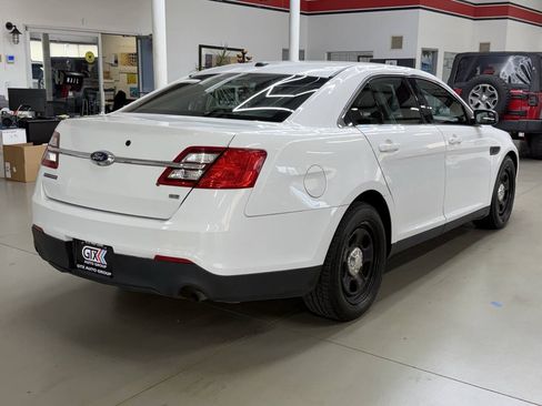 Used 2016 Ford Taurus Police Interceptor AWD image 2