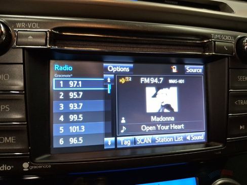 Used 2015 Toyota RAV4 XLE image 23