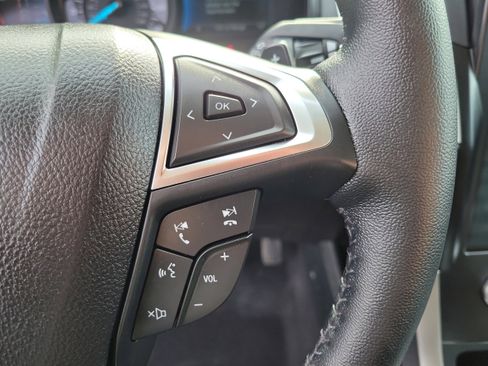 Used 2024 Ford Edge SEL w/ Convenience Package image 25