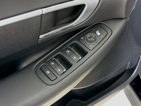 Used 2025 Hyundai Sonata SE FWD image 20