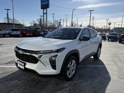 Used 2025 Chevrolet Trax LS