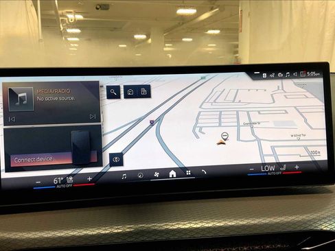 New 2025 BMW 330i xDrive Sedan w/ Premium Package image 18