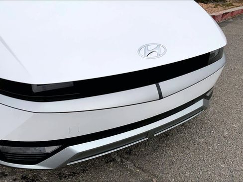 Used 2024 Hyundai Ioniq 5 SEL image 27