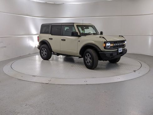 New 2025 Ford Bronco Big Bend AWD/4WD image 1