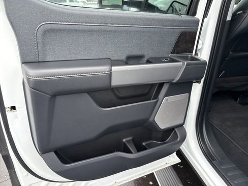 Used 2023 Ford F250 Lariat w/ Lariat Ultimate Package image 24