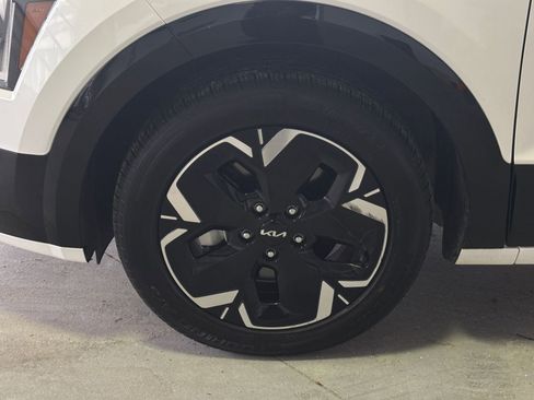 Used 2023 Kia Niro Wind image 40
