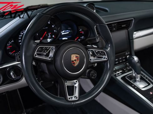 Used 2017 Porsche 911 Carrera 4 AWD/4WD image 27