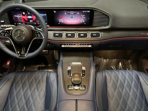 New 2026 Mercedes-Benz Maybach GLS 600 4MATIC image 24