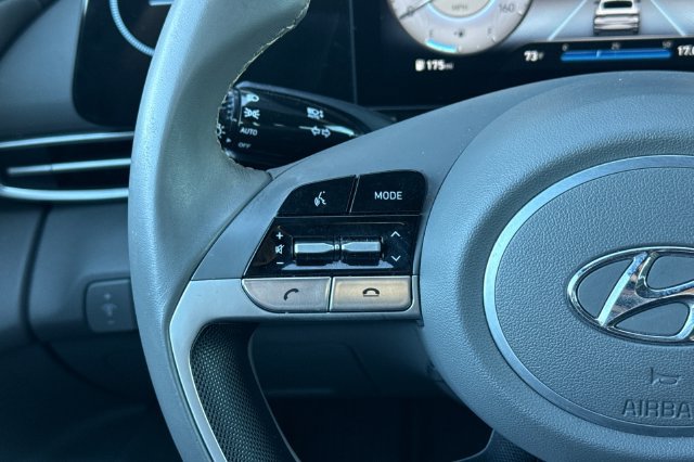 Used 2023 Hyundai Elantra SEL w/ Convenience Package FWD image 29