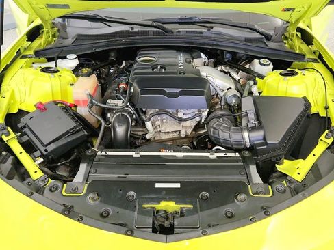 Used 2019 Chevrolet Camaro LT w/ 1LE Track Performance Package RWD image 38