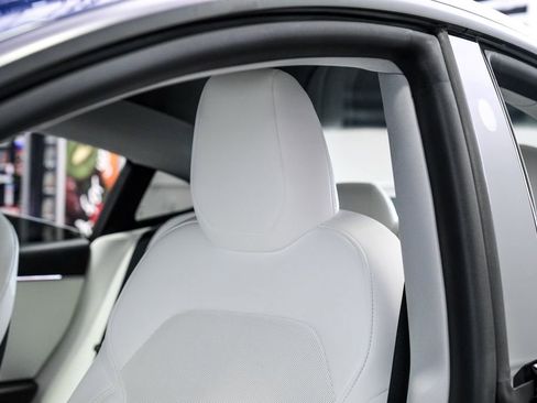 Used 2024 Tesla Model 3 Long Range image 34