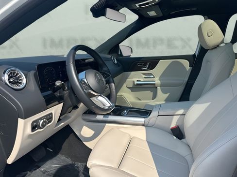 Used 2025 Mercedes-Benz GLA 250 image 9