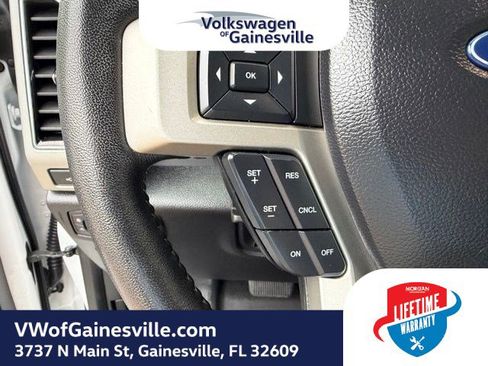 Used 2018 Ford F150 Lariat w/ Trailer Tow Package image 23