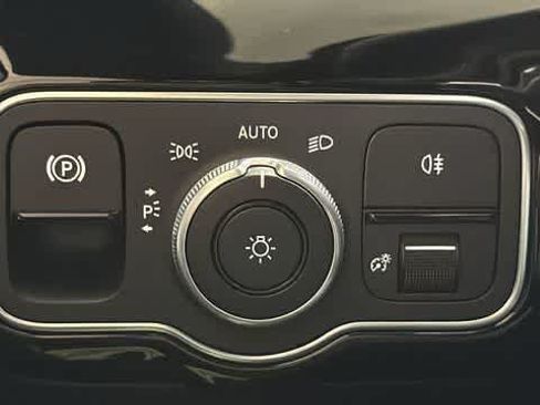 Used 2026 Mercedes-Benz CLA 250 4MATIC image 6