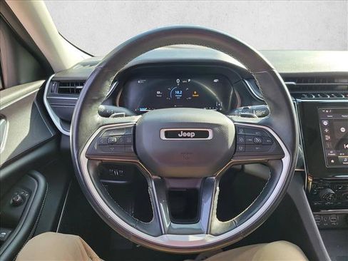 Used 2021 Jeep Grand Cherokee L Laredo w/ Luxury Tech Group I image 19