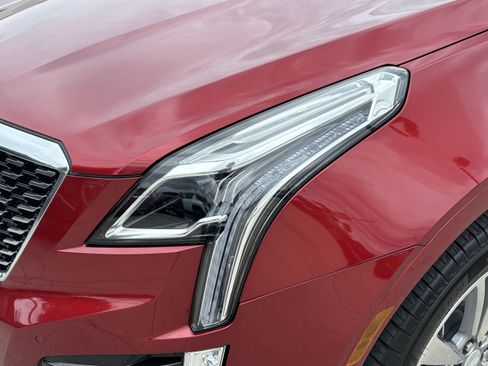 Certified 2024 Cadillac XT5 Premium Luxury FWD image 10