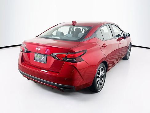 Used 2025 Nissan Versa SV FWD image 9