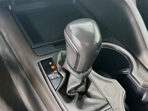 Used 2024 Toyota Camry SE FWD image 10