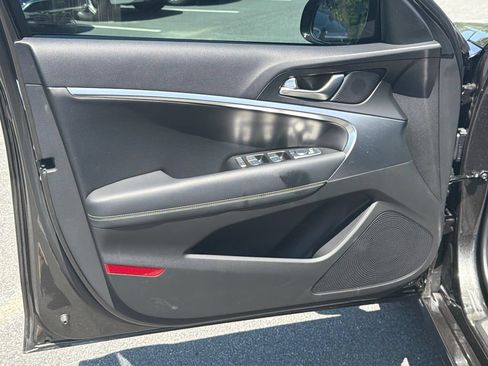 Used 2026 Genesis G70 2.5T RWD image 12