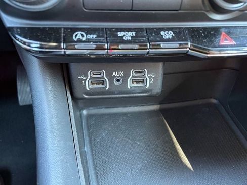 Used 2023 Dodge Durango GT image 24