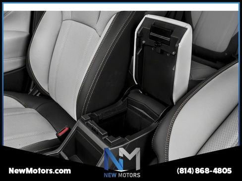 Used 2020 Subaru Forester Limited AWD/4WD image 9