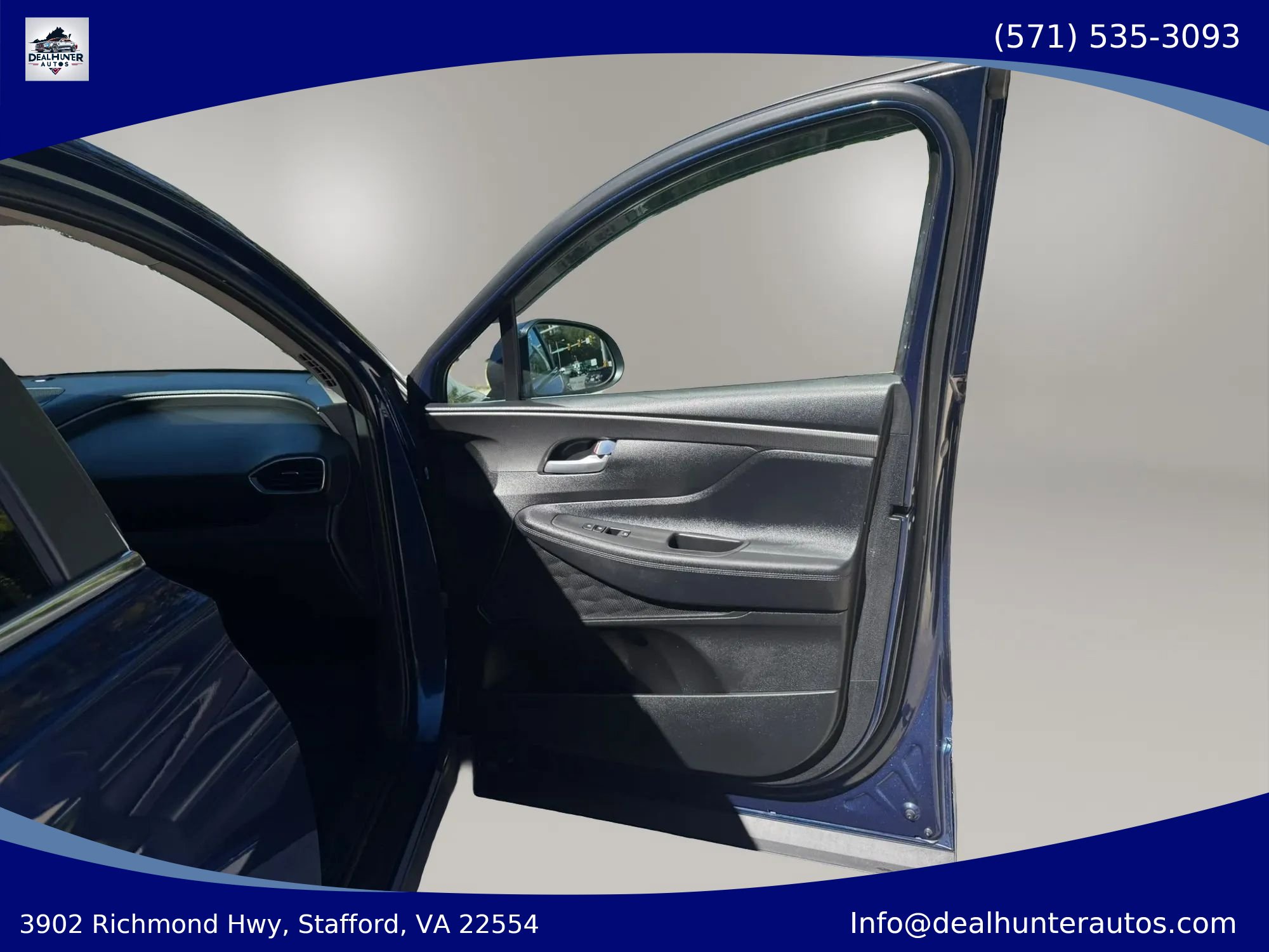 Used 2019 Hyundai Santa Fe SE AWD/4WD image 16