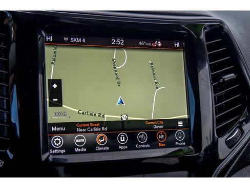 Used 2019 Jeep Cherokee Limited image 30