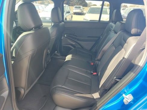 New 2026 Jeep Cherokee Limited image 18