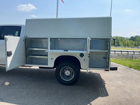 New 2025 Chevrolet Silverado 3500 W/T w/ WT Convenience Package image 9