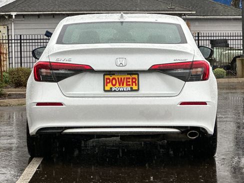 Used 2022 Honda Civic Sport image 5