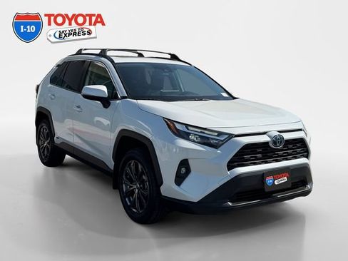 Certified 2023 Toyota RAV4 XLE Premium AWD/4WD image 7