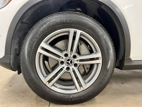 Used 2022 Mercedes-Benz GLC 300 image 10